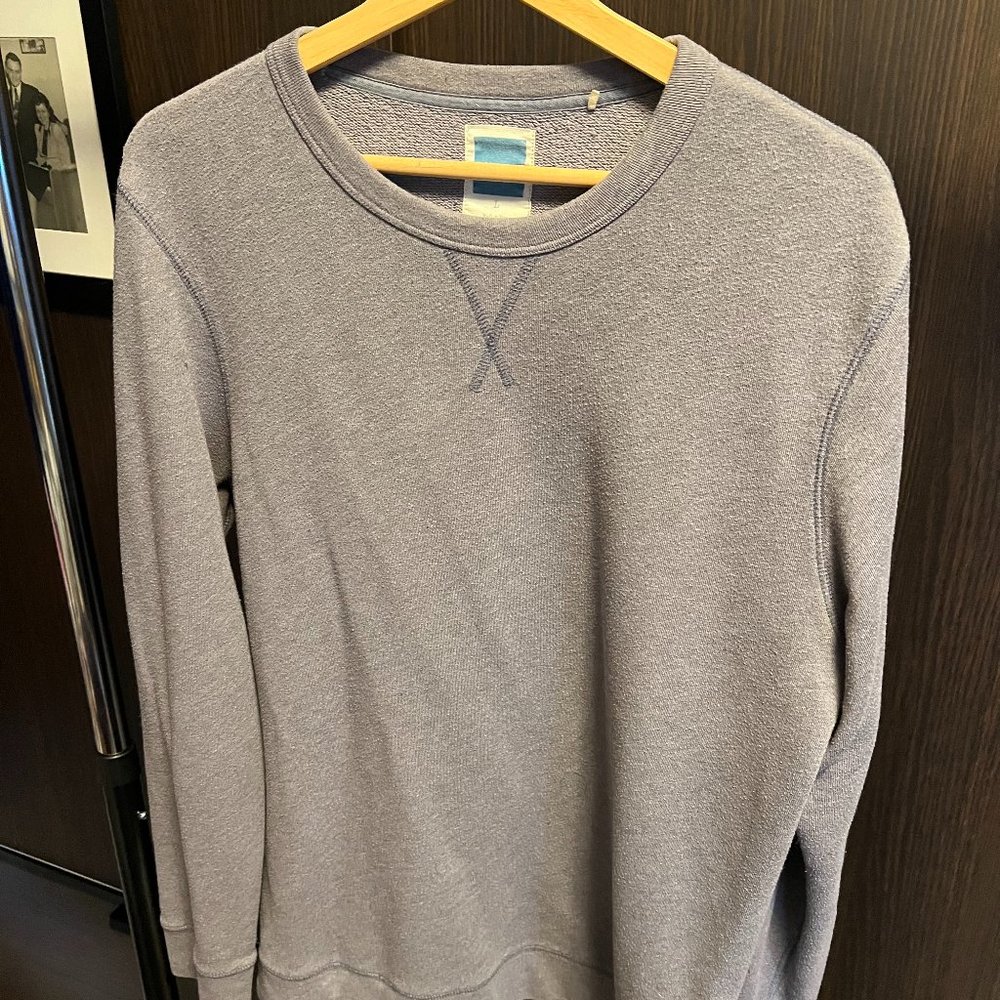 Large Jason Scott Pullover Sweater